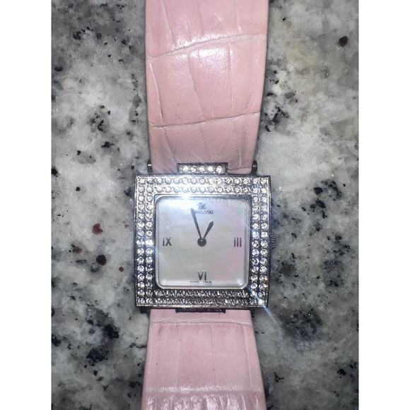 Vintage Swarovski Crystal Ladies Watch Square Mother of Pearl Face Swiss EUC - Picture 3 of 11